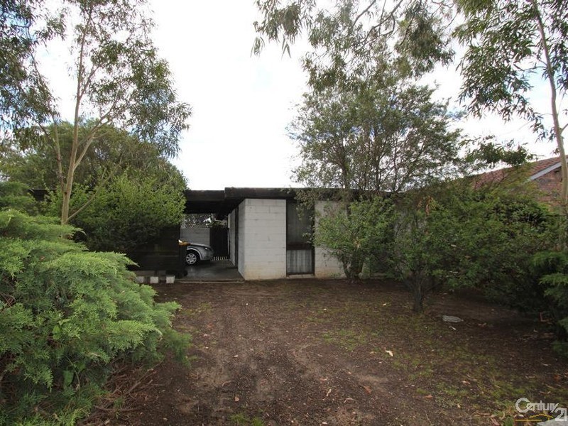 2 Shortland Avenue, Lurnea NSW 2170