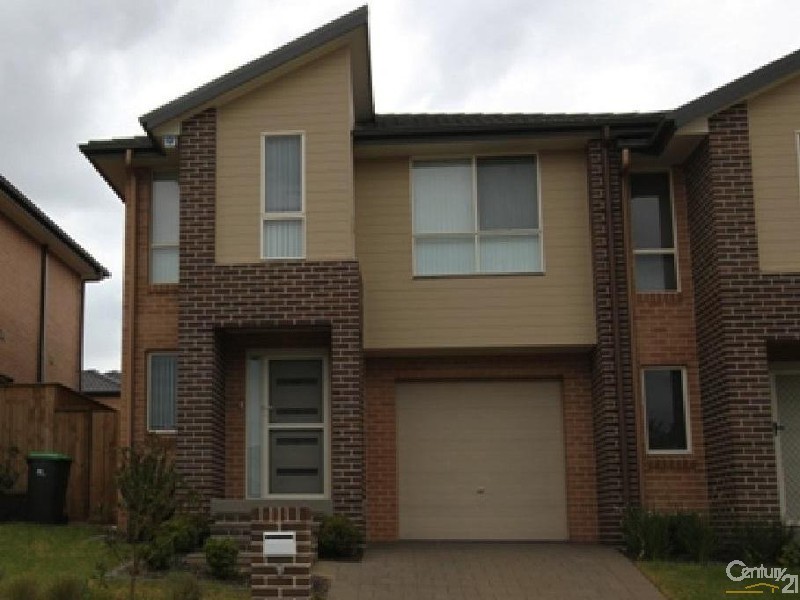 9 WARBY AVENUE, West Hoxton NSW 2171