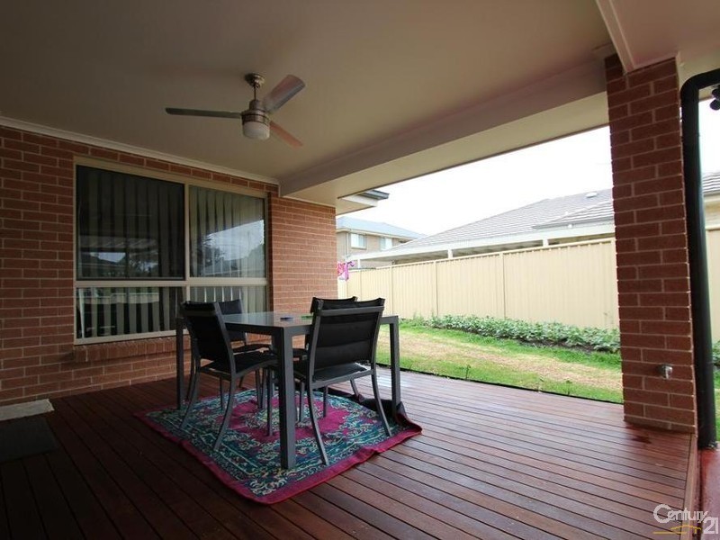 121 Braidwood Drive, Prestons NSW 2170