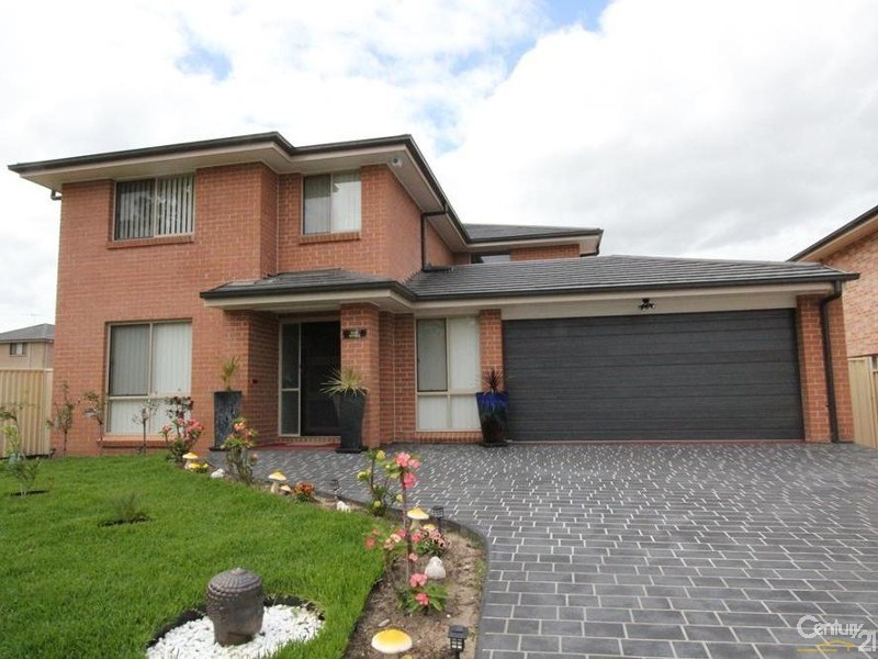 121 Braidwood Drive, Prestons NSW 2170