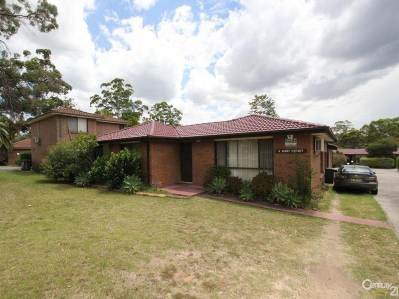 1/4 MARY CRESCENT, Macquarie Fields NSW 2564