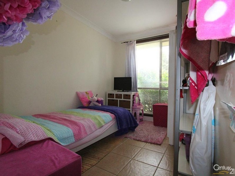 1/4 MARY CRESCENT, Macquarie Fields NSW 2564