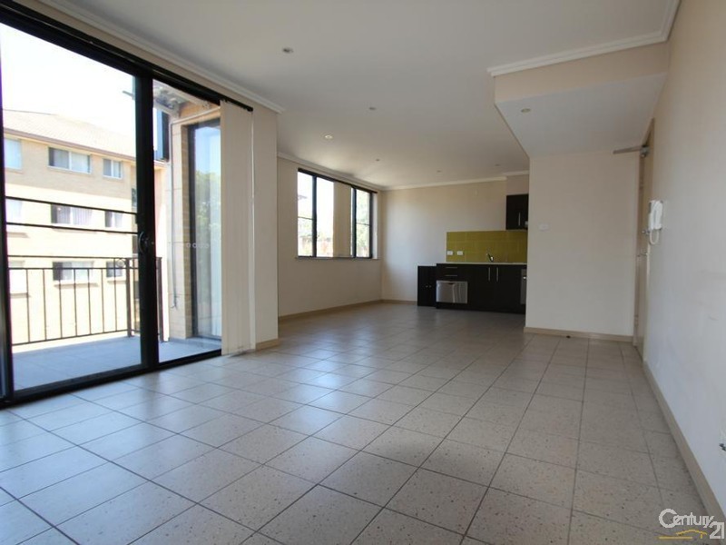 13/11 CHARLES STREET, Liverpool NSW 2170