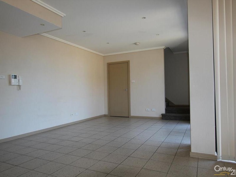 13/11 CHARLES STREET, Liverpool NSW 2170