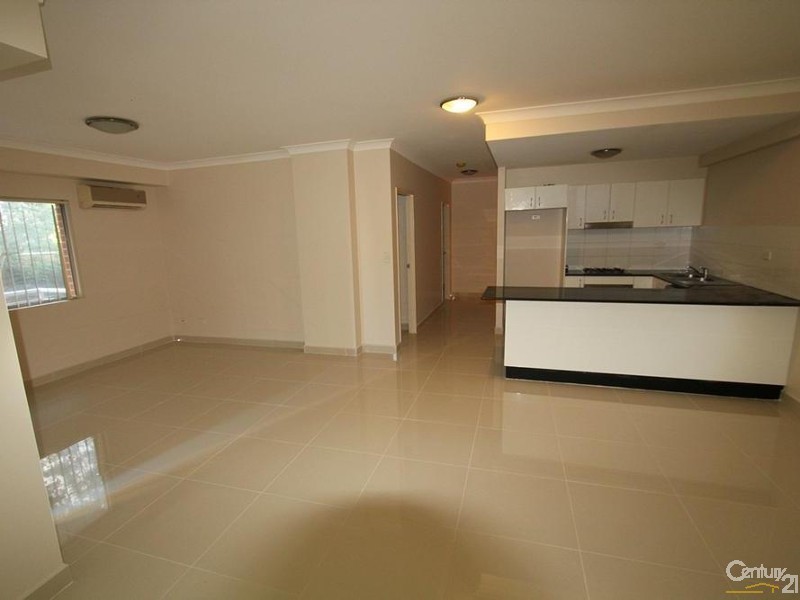 30/8-10 LACHLAN STREET, Liverpool NSW 2170