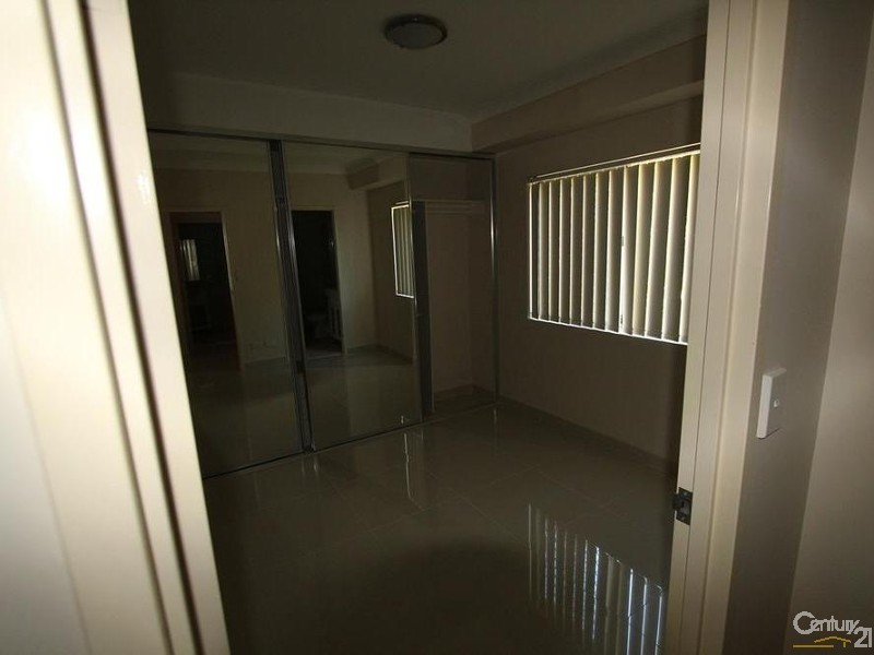 30/8-10 LACHLAN STREET, Liverpool NSW 2170