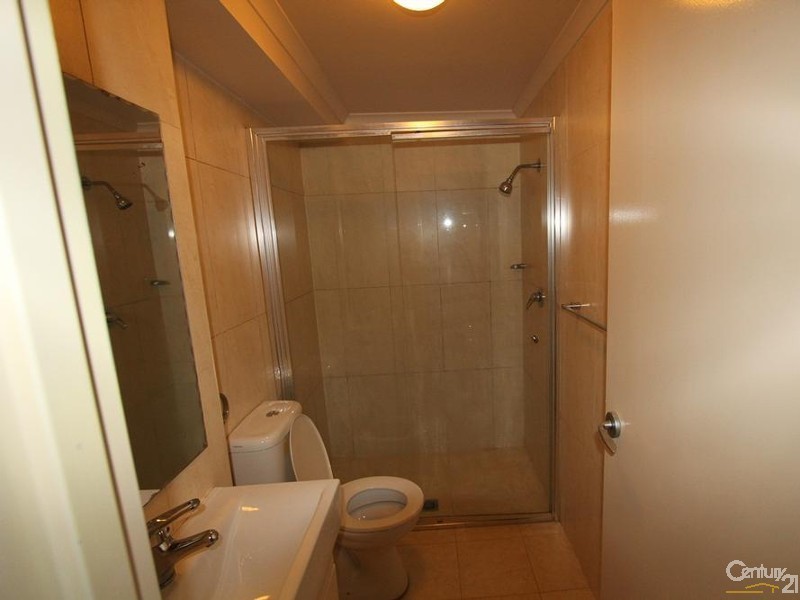 30/8-10 LACHLAN STREET, Liverpool NSW 2170