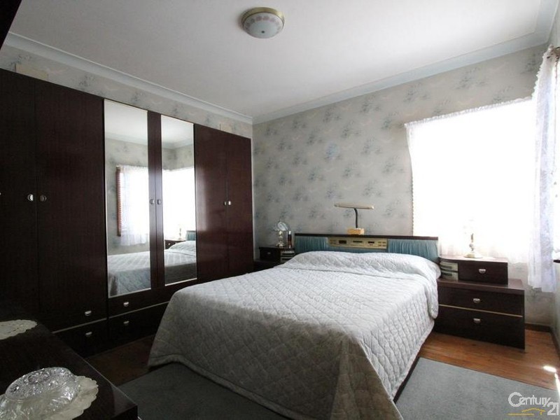 26 Pearce Street, Liverpool NSW 2170