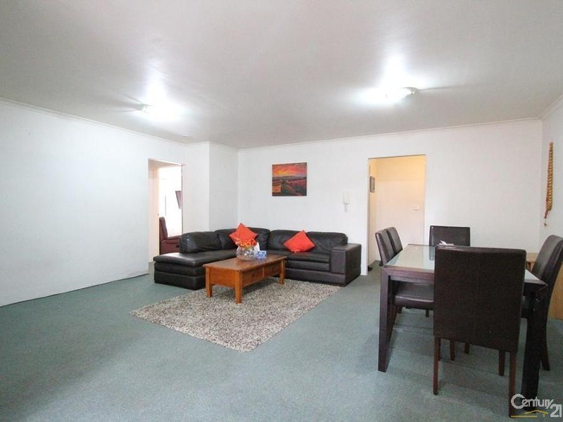 29/7-9 Atkinson Street, Liverpool NSW 2170