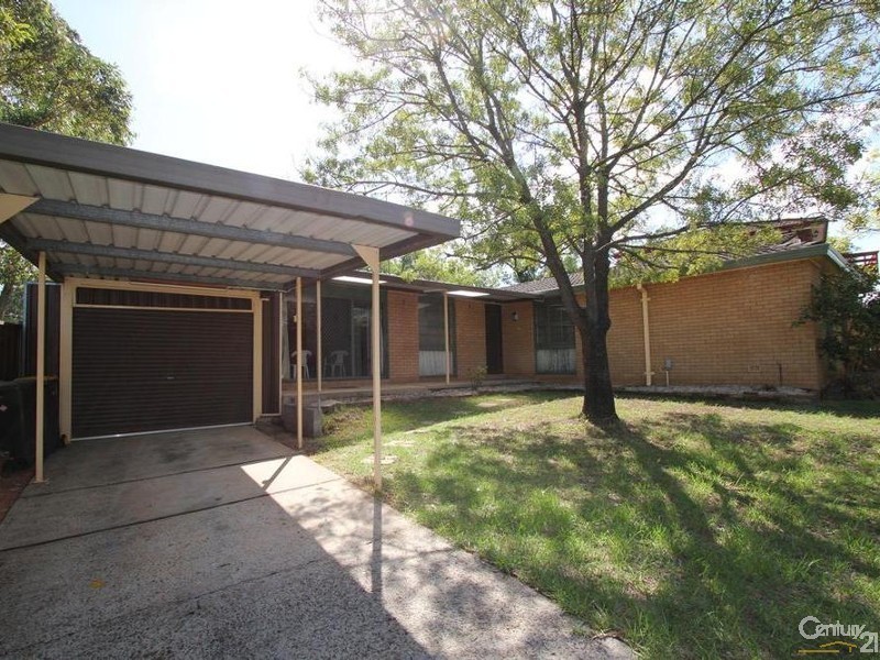 33 Harrow Road, Glenfield NSW 2167