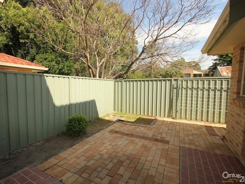 4/80 FLORA STREET, Kirrawee NSW 2232