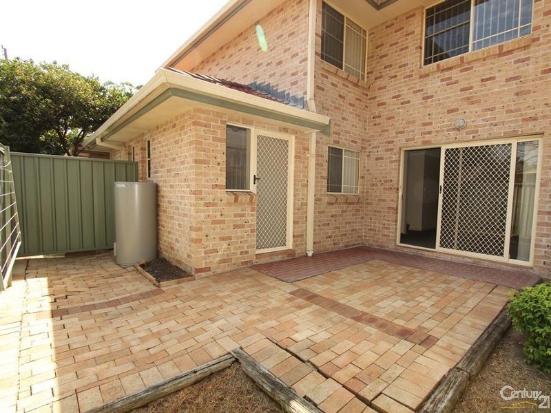 4/80 FLORA STREET, Kirrawee NSW 2232