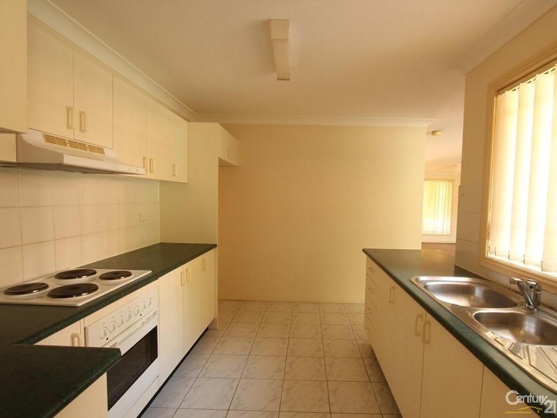 4/80 FLORA STREET, Kirrawee NSW 2232