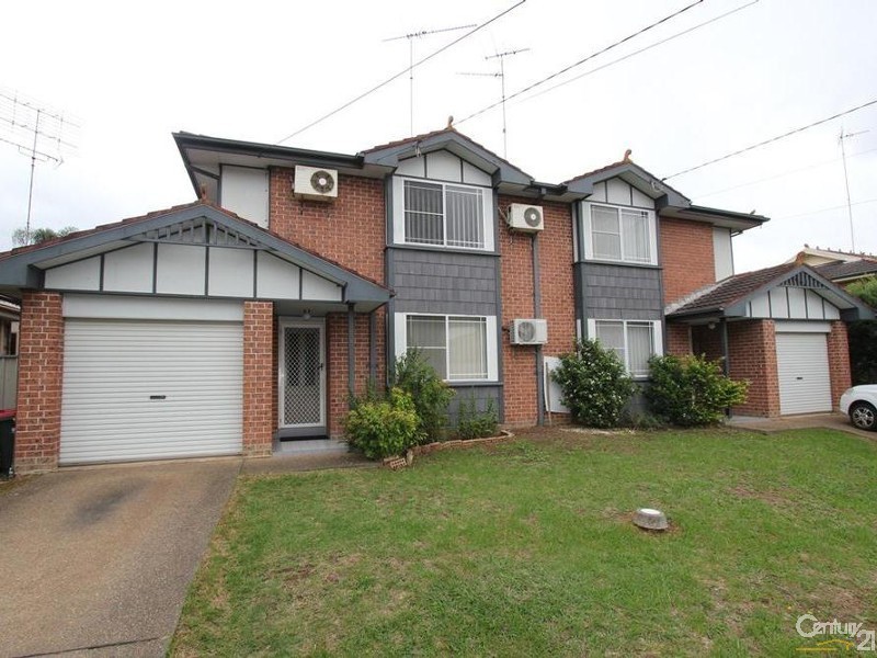 136A Renton Avenue, Moorebank NSW 2170