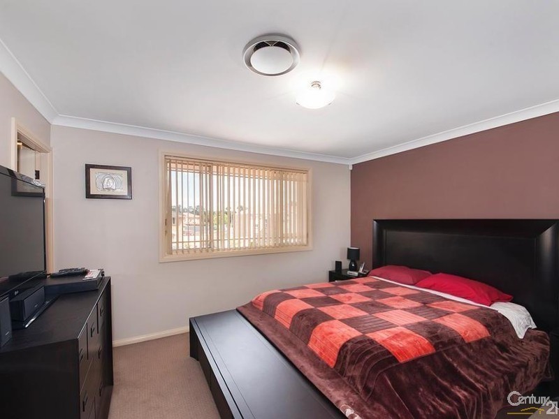 19B Wesley Place, Horningsea Park NSW 2171