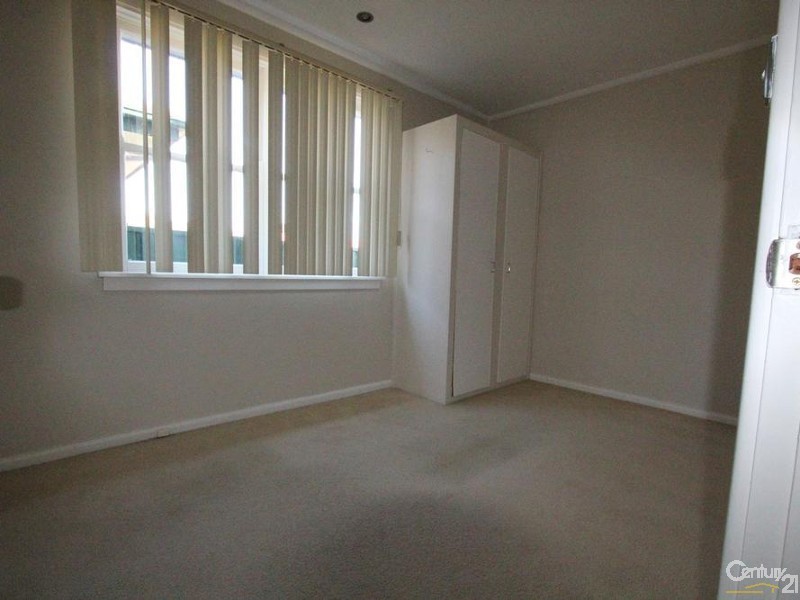 57 DERNA ROAD, Holsworthy NSW 2173