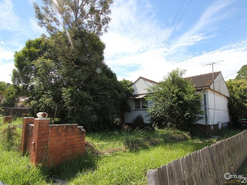 43 Strickland Crescent, Ashcroft NSW 2168