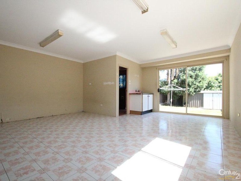 49 Strawberry Road, Casula NSW 2170