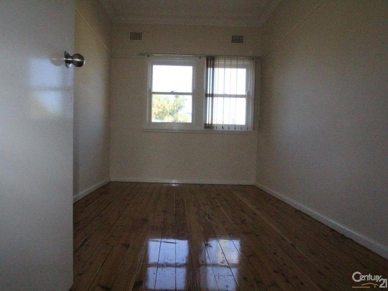 1 LEWIS ROAD, Liverpool NSW 2170