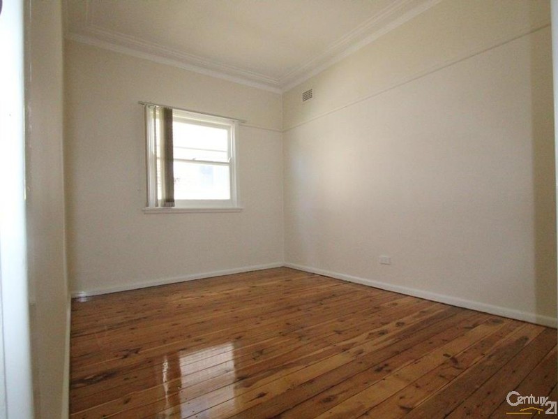 1 LEWIS ROAD, Liverpool NSW 2170