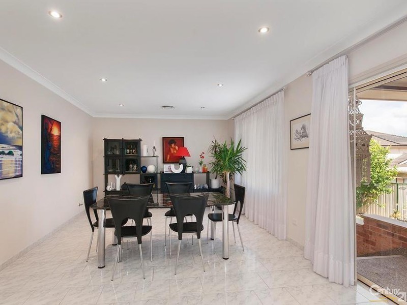 18 Esk Avenue, Green Valley NSW 2168