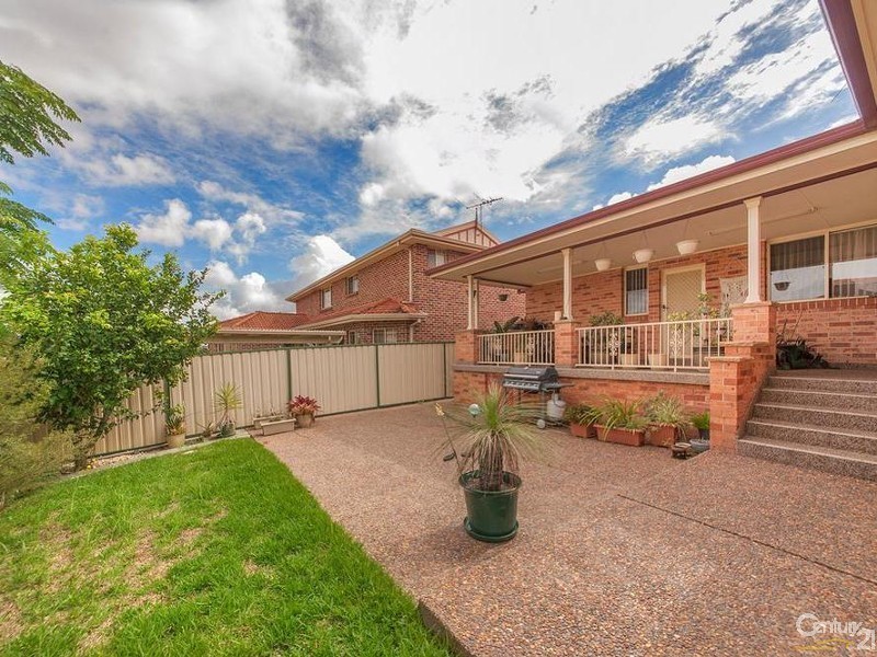 18 Esk Avenue, Green Valley NSW 2168