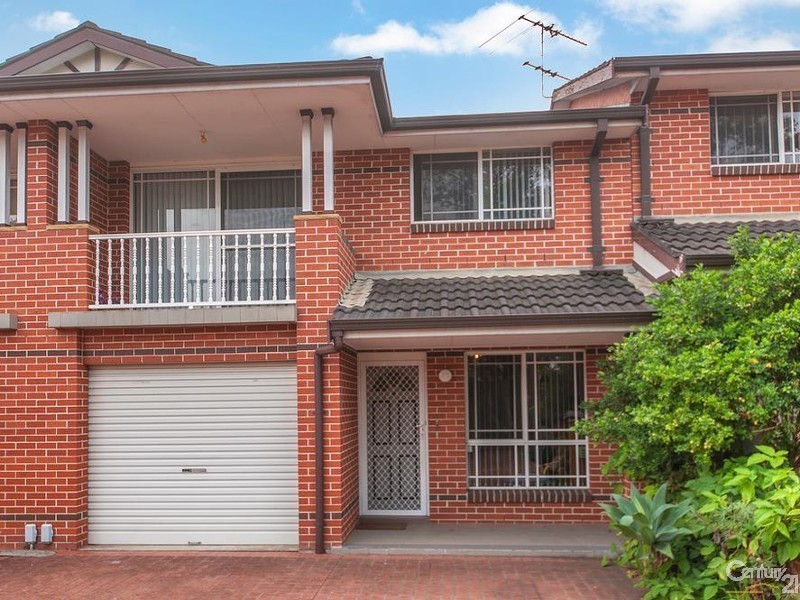 4/67 Nuwarra Road, Moorebank NSW 2170