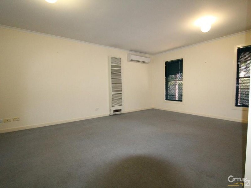 12/14 PROVOST MEWS, Holsworthy NSW 2173