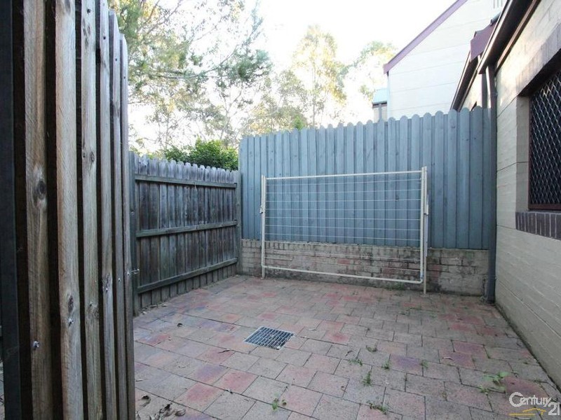 2 8/14 PROVOST MEWS, Holsworthy NSW 2173