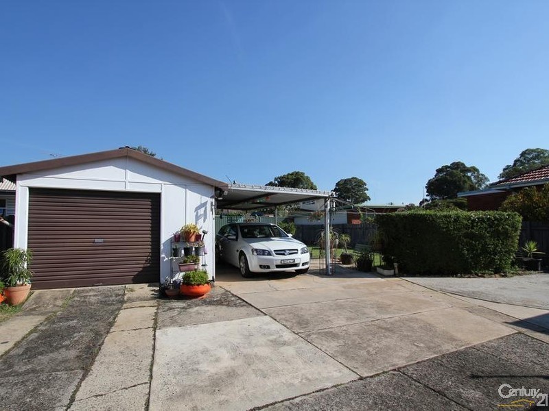 132 Hoxton Park Road, Lurnea NSW 2170