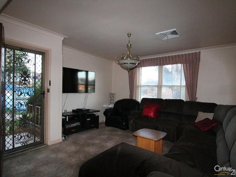 7 Bainton Road, Mount Pritchard NSW 2170