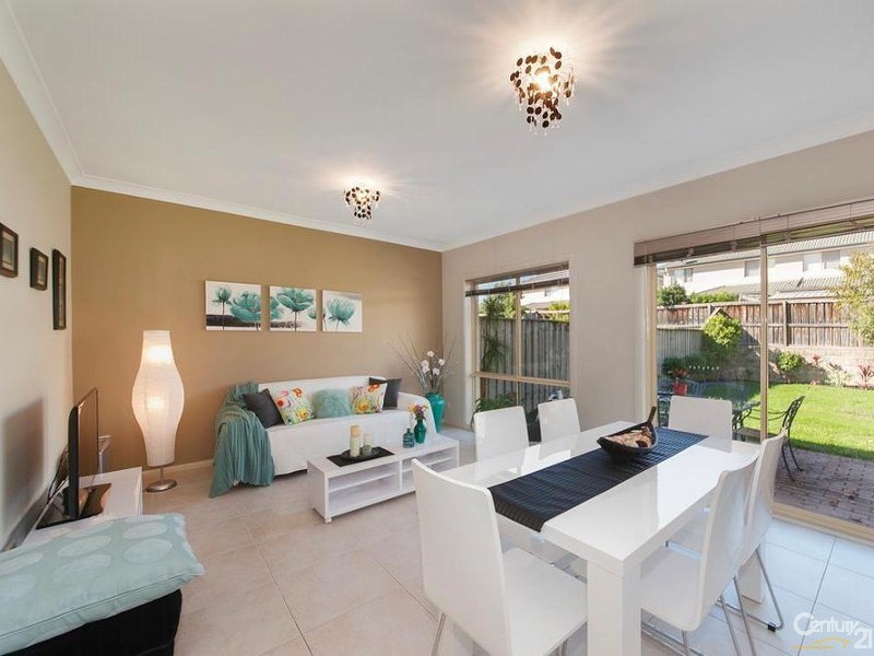 42 Roth Street, Casula NSW 2170