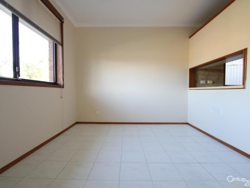 165 BARDIA PARADE, Holsworthy NSW 2173