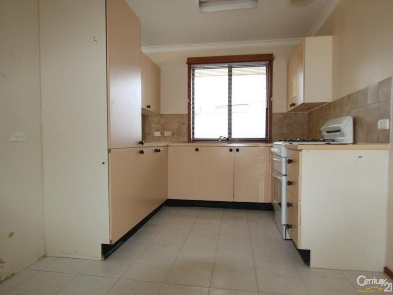 165 BARDIA PARADE, Holsworthy NSW 2173