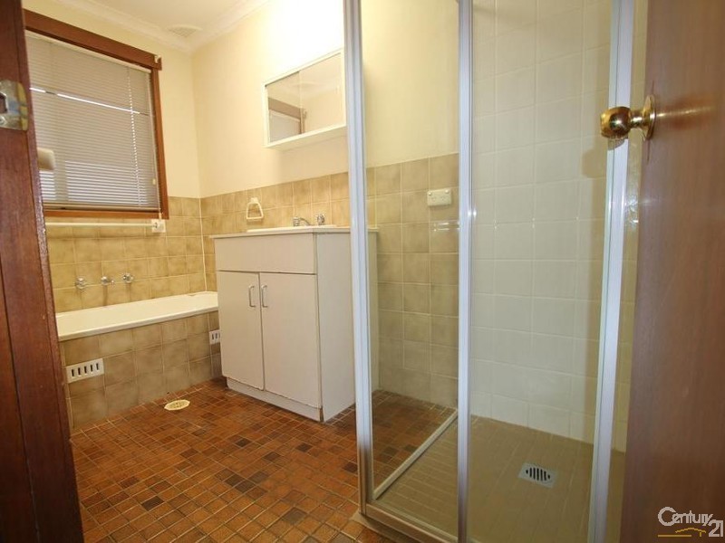 165 BARDIA PARADE, Holsworthy NSW 2173