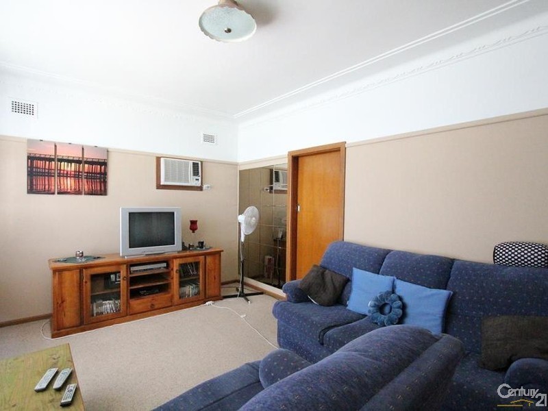 132 Hoxton Park Road, Liverpool NSW 2170