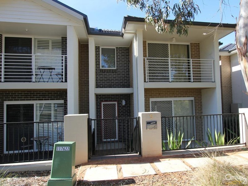5 TRAVERS STREET, Moorebank NSW 2170
