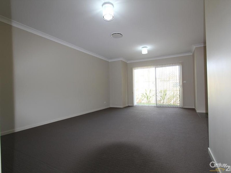 5 TRAVERS STREET, Moorebank NSW 2170