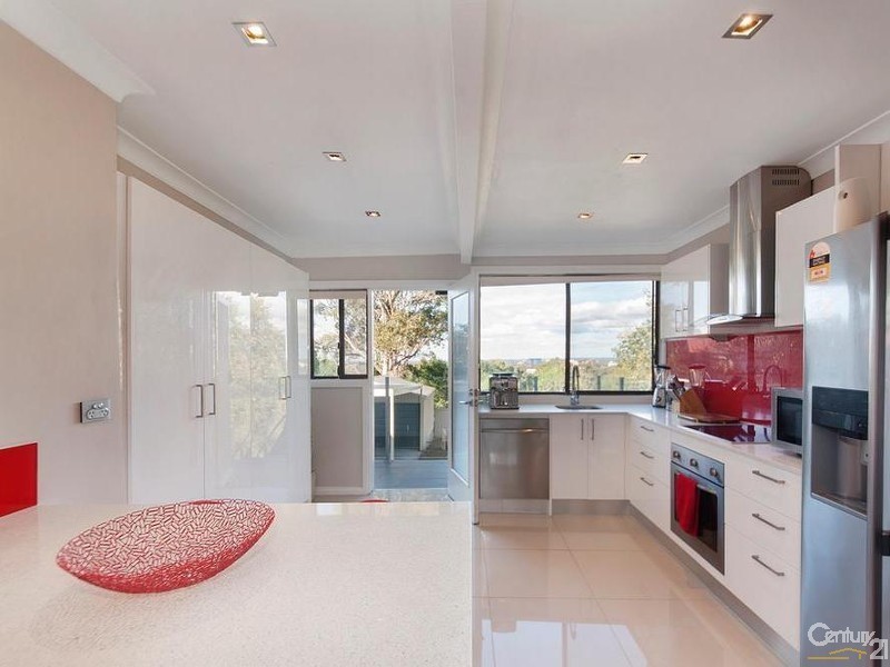 18 Oliphant Street, Mount Pritchard NSW 2170