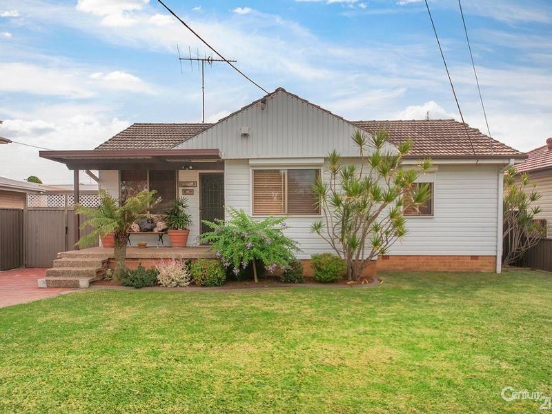 21 Eureka Crescent, Sadleir NSW 2168