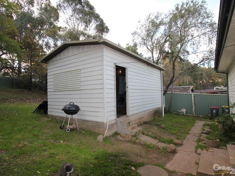 35 Warrigo Street, Sadleir NSW 2168