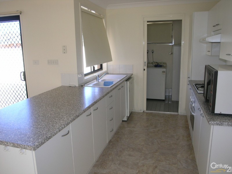 13 PENTACOST STREET, Hinchinbrook NSW 2168