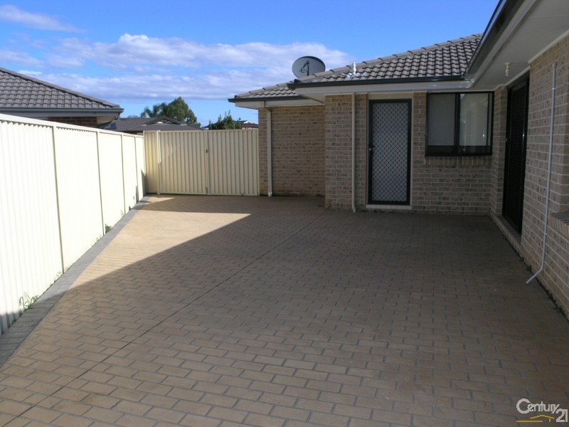 13 PENTACOST STREET, Hinchinbrook NSW 2168