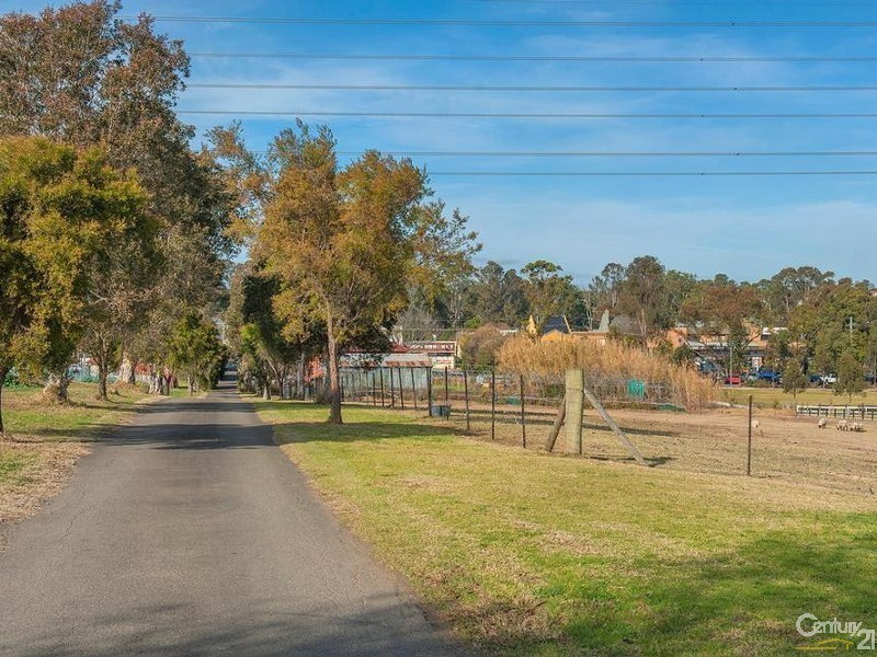 1801 The Horsley Drive, Horsley Park NSW 2175