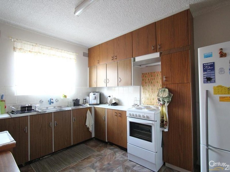 8/21A Bathurst Street, Liverpool NSW 2170
