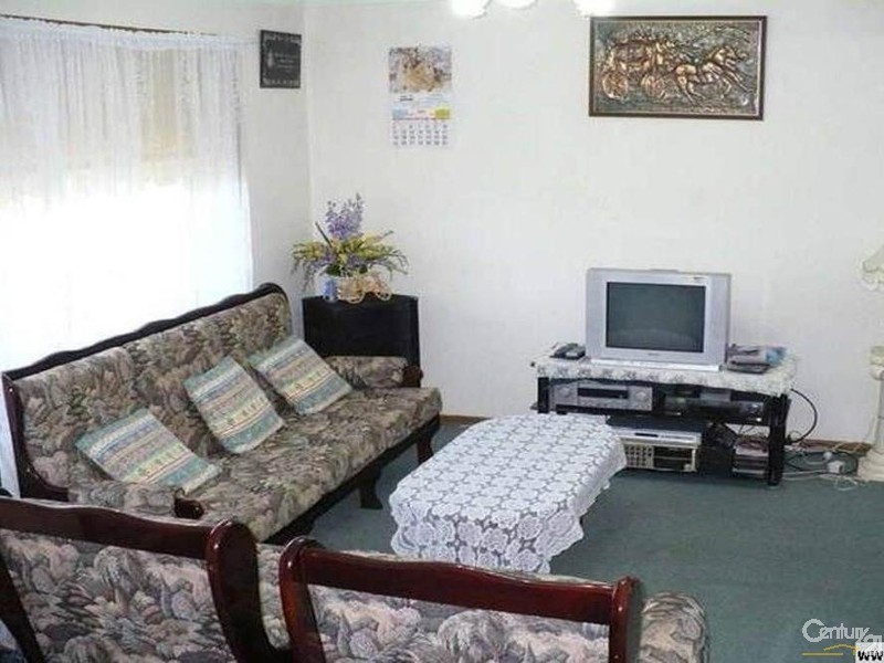 26/212 HARROW ROAD, Glenfield NSW 2167