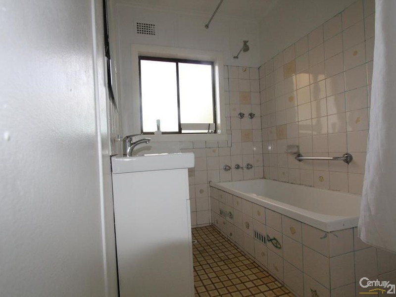 21 ST JOHNS ROAD, Busby NSW 2168