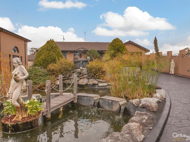 70 Mannow Road, West Hoxton NSW 2171