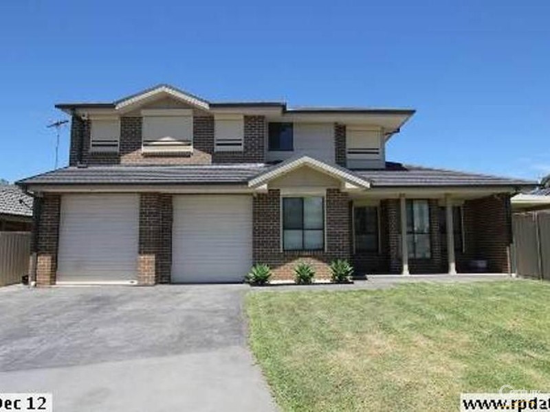 13 CHAUVEL AVENUE, Wattle Grove NSW 2173