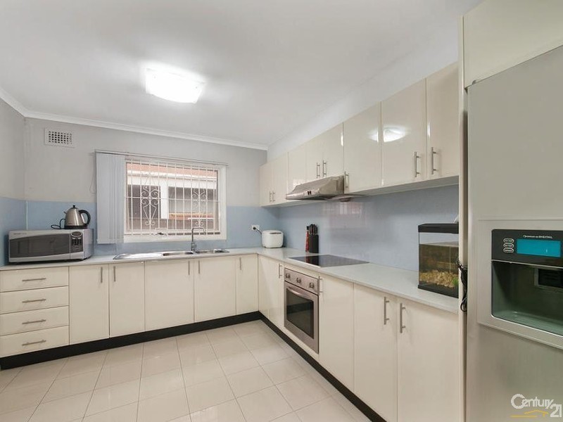 4/9 Gilbert Street, Cabramatta NSW 2166